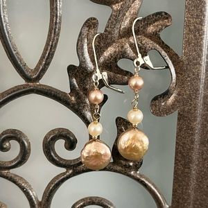 PEARL Handmade Dangle Earrings!!